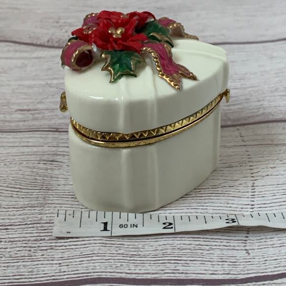 Heart Shaped Ceramic Christmas Holiday Trinket Box with Poinsettias and Bow 3"H - Picture 16 of 16